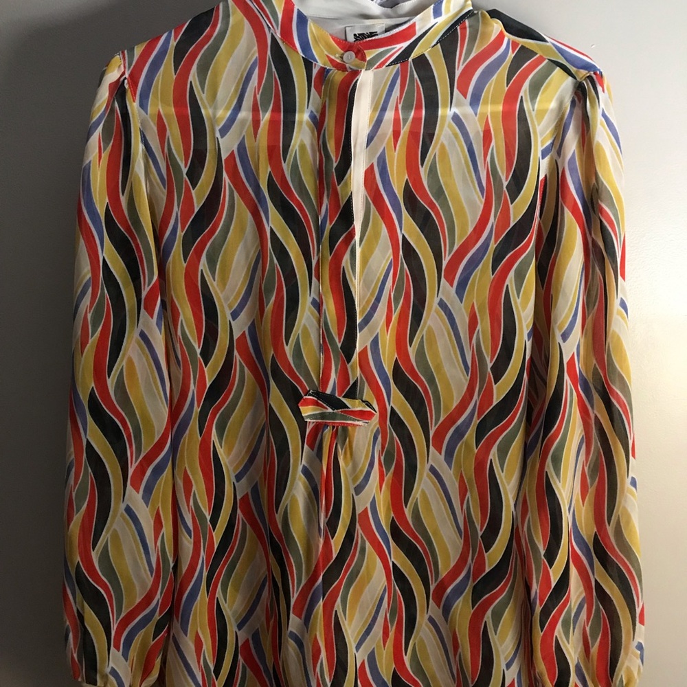 ***SALE ALERT***Ladies blouse